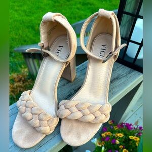 Vici Nude Tan Suede Braided Heeled Sandals Size 8